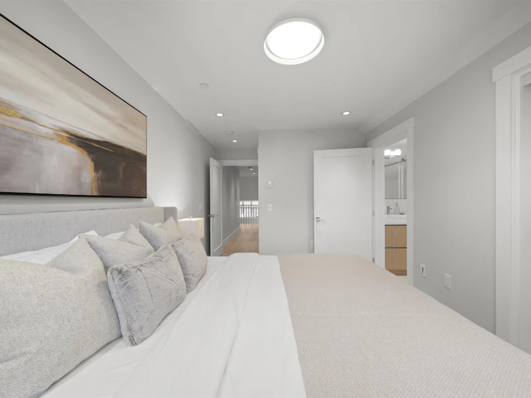 1058 W 15th Avenue, Vancouver, BC, V6H 1R6 - 16