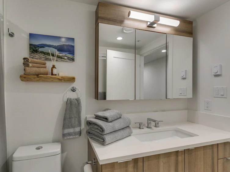 209-1365 Pemberton Avenue, Squamish, BC, V8B 1B7 - 25
