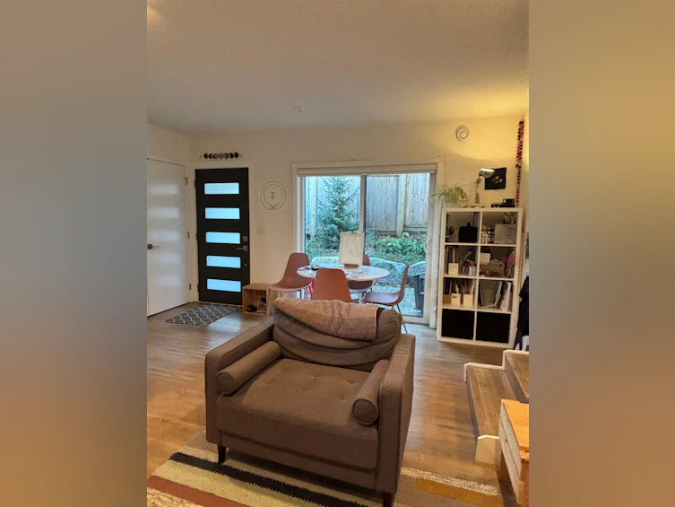 112-736 Gibsons Way, Gibsons, BC, V0N 1V9 - 13