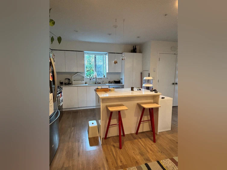 112-736 Gibsons Way, Gibsons, BC, V0N 1V9 - 9