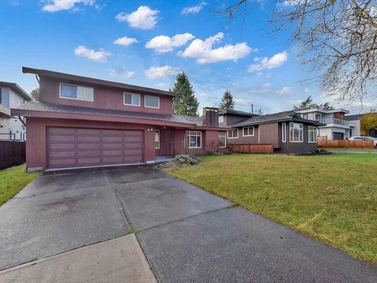 12879 Carluke Crescent, Surrey, BC, V3V 6Y9 - 2