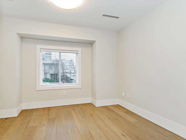 15450 Russell Avenue, Surrey, BC, V4B 2R3 - 19