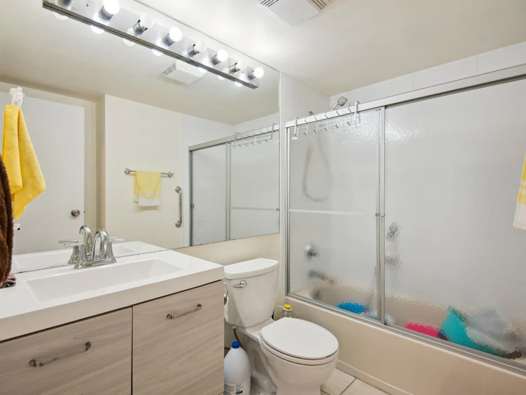 401-8081 Westminster Highway, Richmond, BC, V6X 1A7 - 16