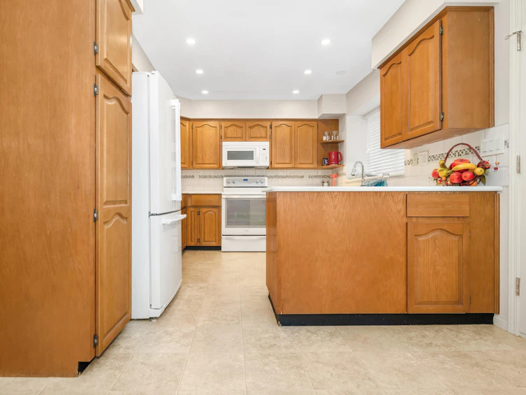 15703 101 Avenue, Surrey, BC, V4N 2S5 - 9