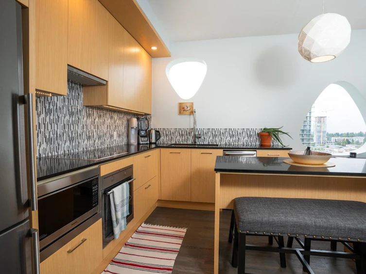 2001-13495 Central Avenue, Surrey, BC, V3T 0K2 - 21