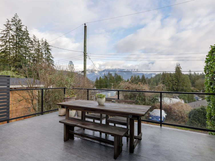 1938 Cliffwood Road, North Vancouver, BC, V7G 1S2 - 24