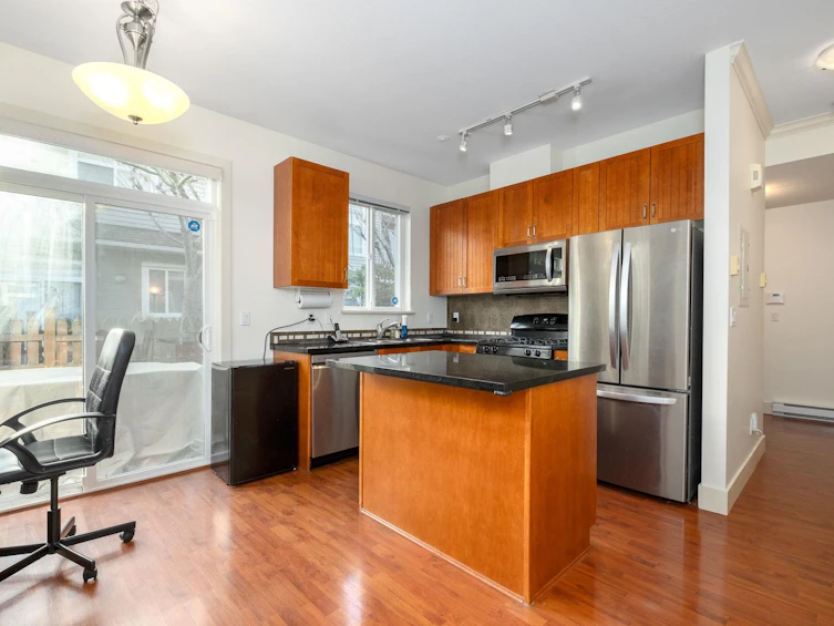 50-6300 London Road, Richmond, BC, V7E 6V6 - 7