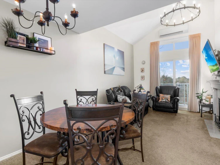 308-8976 208 Street, Langley, BC, V1M 2Y8 - 8