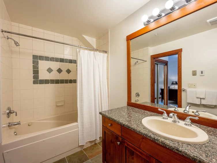 25-2301 Taluswood Place, Whistler, BC, V8E 0P8 - 13