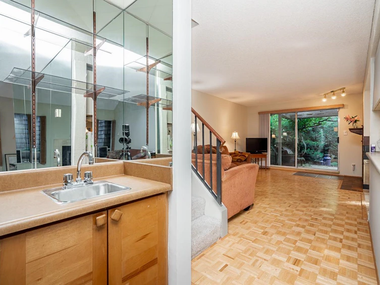 3689 Borham Crescent, Vancouver, BC, V5S 3X2 - 11