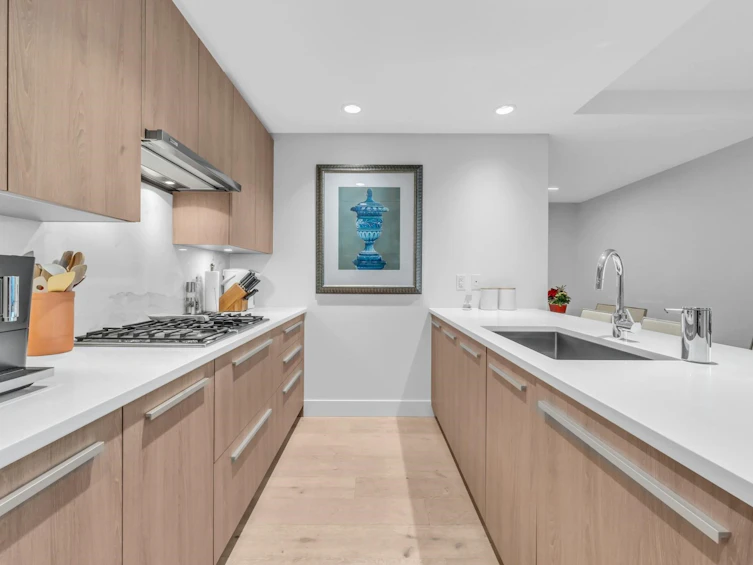 1005-2785 Library Lane, North Vancouver, BC, V7J 0C3 - 4