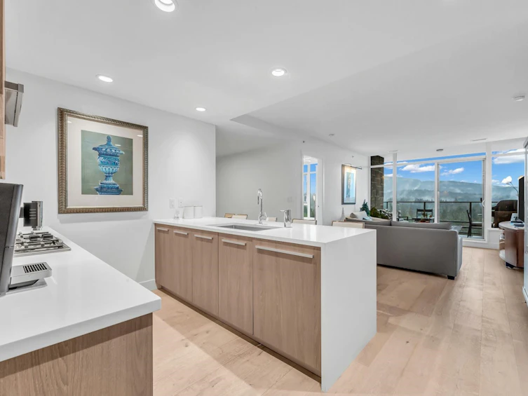 1005-2785 Library Lane, North Vancouver, BC, V7J 0C3 - 6