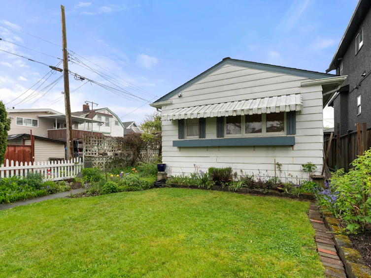 125 E 48th Avenue, Vancouver, BC, V5W 2C7 - 27