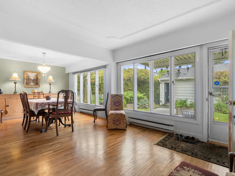 125 E 48th Avenue, Vancouver, BC, V5W 2C7 - 6