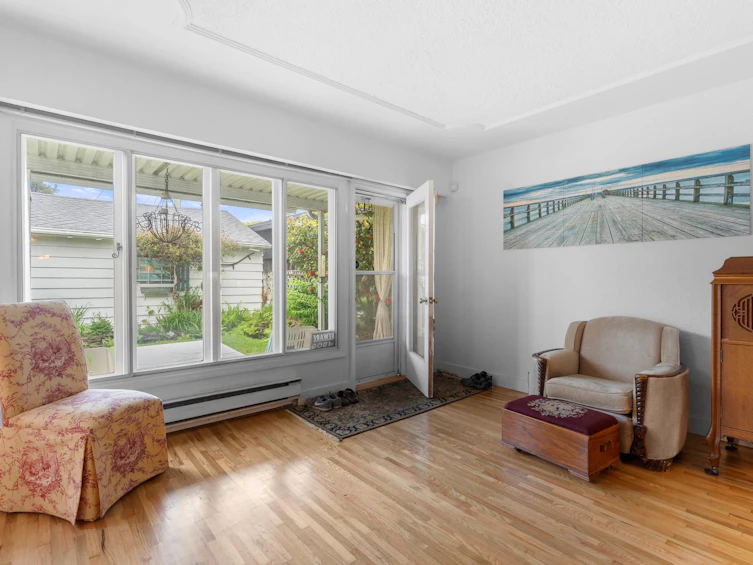 125 E 48th Avenue, Vancouver, BC, V5W 2C7 - 7
