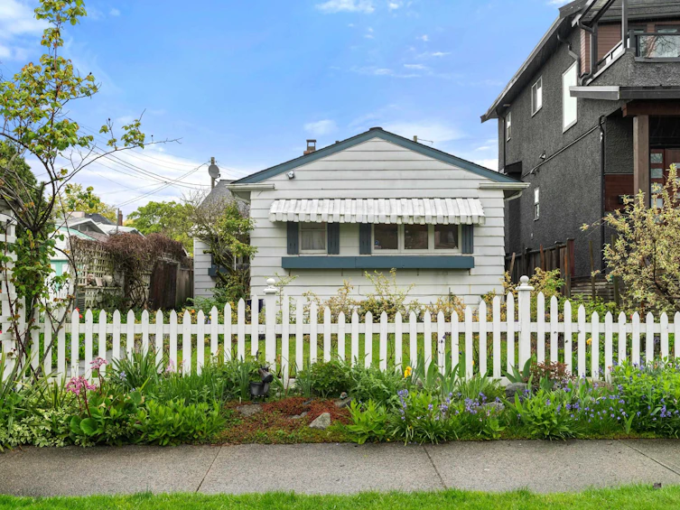 125 E 48th Avenue, Vancouver, BC, V5W 2C7