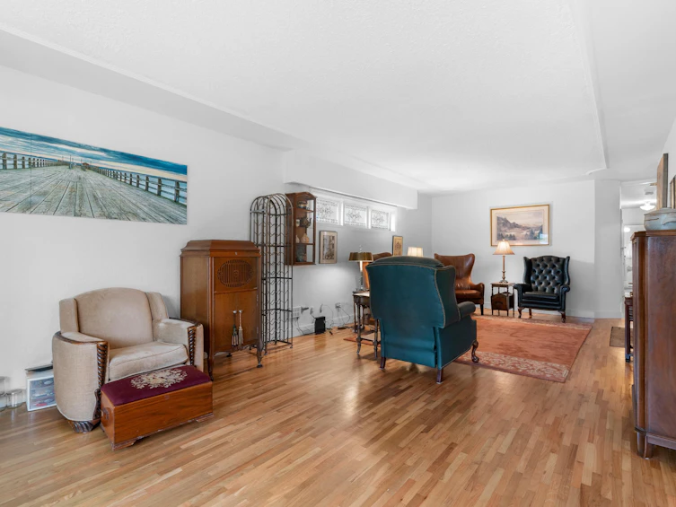 125 E 48th Avenue, Vancouver, BC, V5W 2C7 - 11