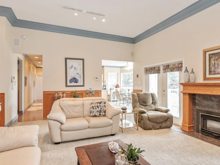 18488 54 Avenue, Surrey, BC, V3S 8L9 - 9