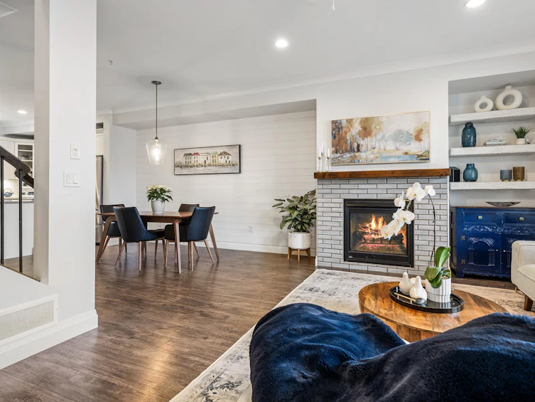 5404 Peach Road, Chilliwack, BC, V2R 0Z6 - 5