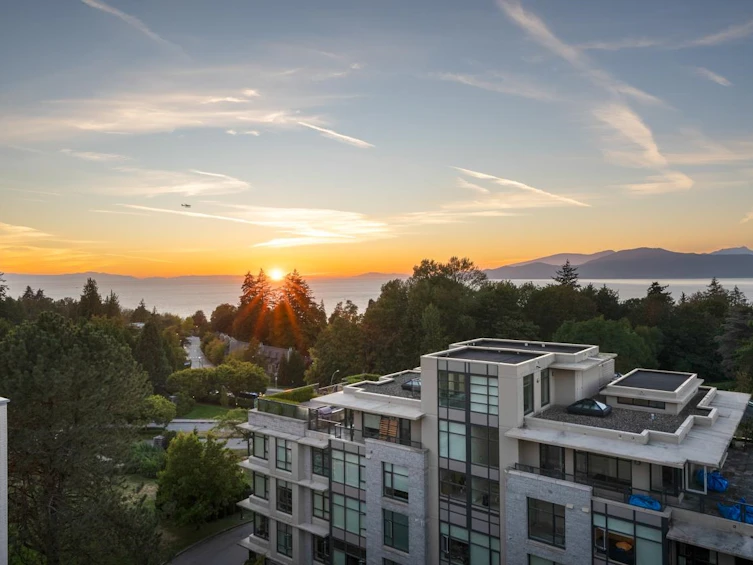 602-6080 Iona Drive, Vancouver, BC, V6T 0A4 - 3