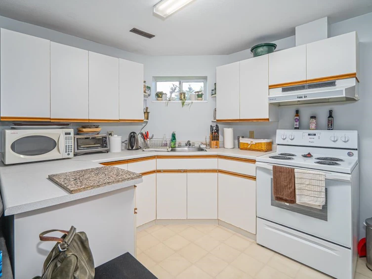 14206 86 Avenue, Surrey, BC, V3W 0S6 - 19