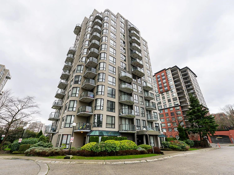 101-838 Agnes Street, New Westminster, BC, V3M 6R3 - 3