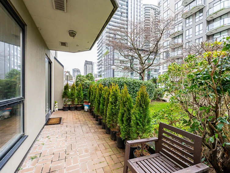 101-838 Agnes Street, New Westminster, BC, V3M 6R3 - 27