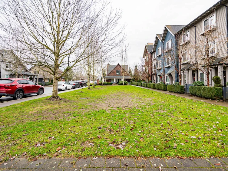 12-6450 187 Street, Surrey, BC, V3S 2X4 - 5
