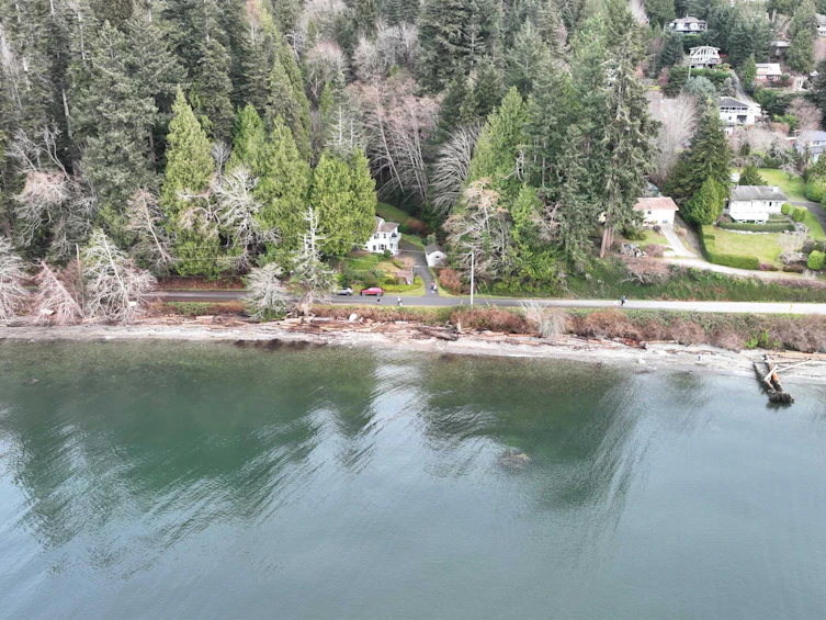 1730 Ocean Beach Esplanade, Gibsons, BC, V0N 1V5