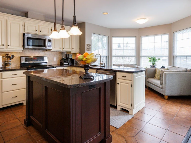 1517 Islandview Drive, Gibsons, BC, V0N 1V5 - 14