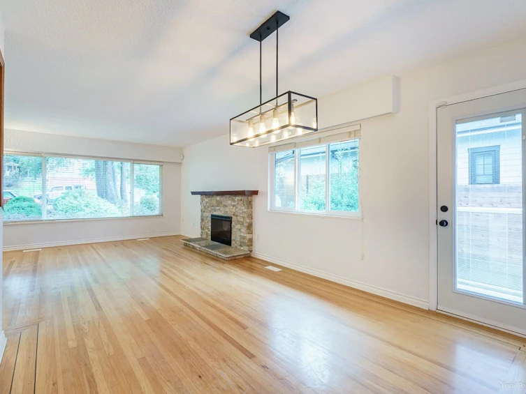 357 E 24th Street, North Vancouver, BC, V7L 3E9 - 15