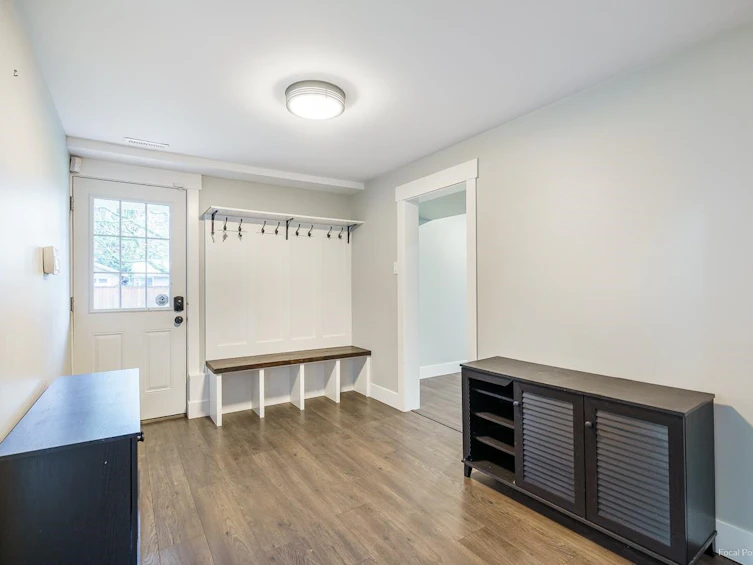 357 E 24th Street, North Vancouver, BC, V7L 3E9 - 28
