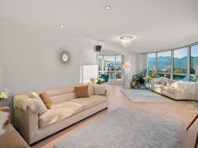1002-555 Jervis Street, Vancouver, BC, V6E 4N1 - 3