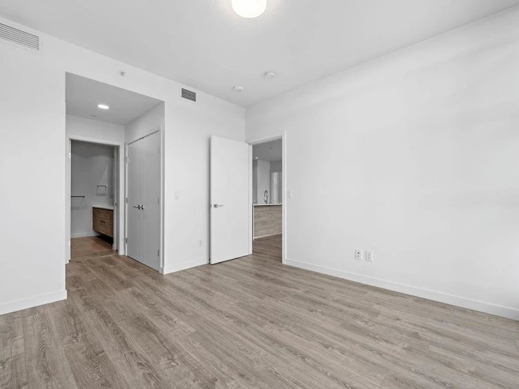 1207-680 Quayside Drive, New Westminster, BC, V3M 0P2 - 31