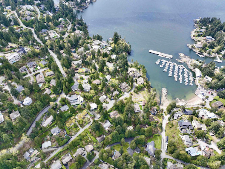 5686 Keith Road, West Vancouver, BC, V7W 2N5 - 16