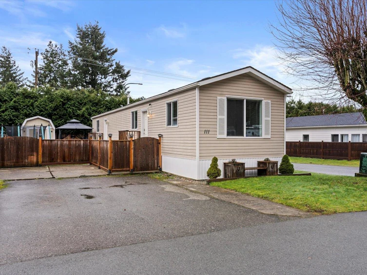 111-46511 Chilliwack Lake Road, Chilliwack, BC, V2R 3S4 - 2