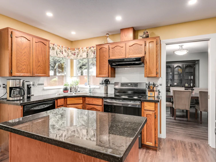 21082 92a Avenue, Langley, BC, V1M 2C2 - 15