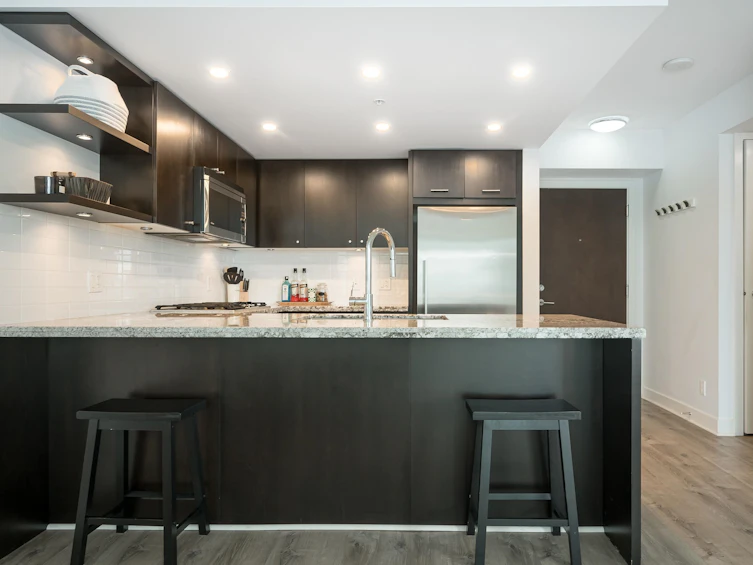 807-1455 George Street, Surrey, BC, V4B 0A9 - 9