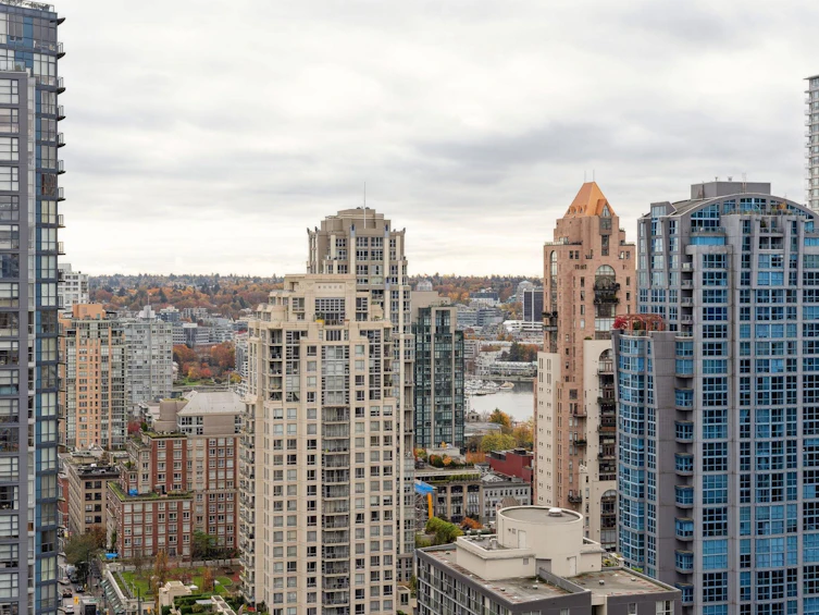 2303-1188 Howe Street, Vancouver, BC, V6Z 2S8 - 2