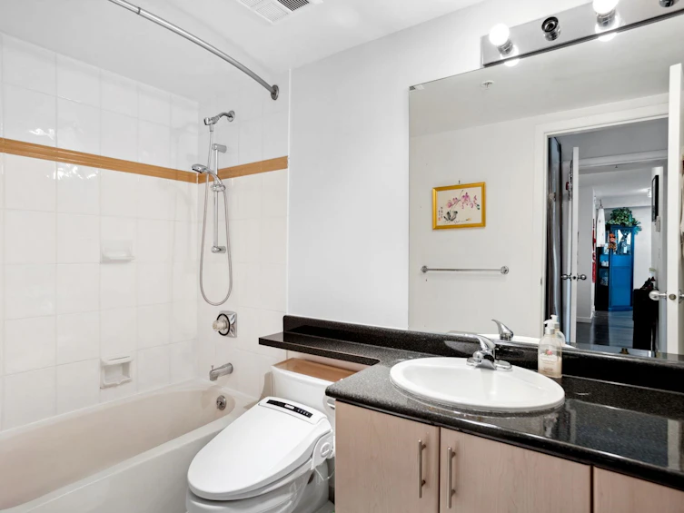 2303-1188 Howe Street, Vancouver, BC, V6Z 2S8 - 9