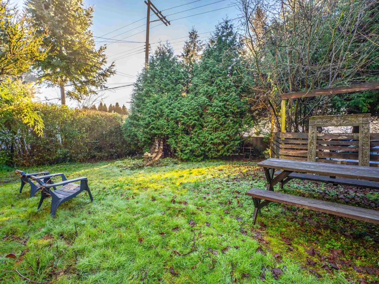 1693 Austin Avenue, Coquitlam, BC, V3K 3P8 - 29