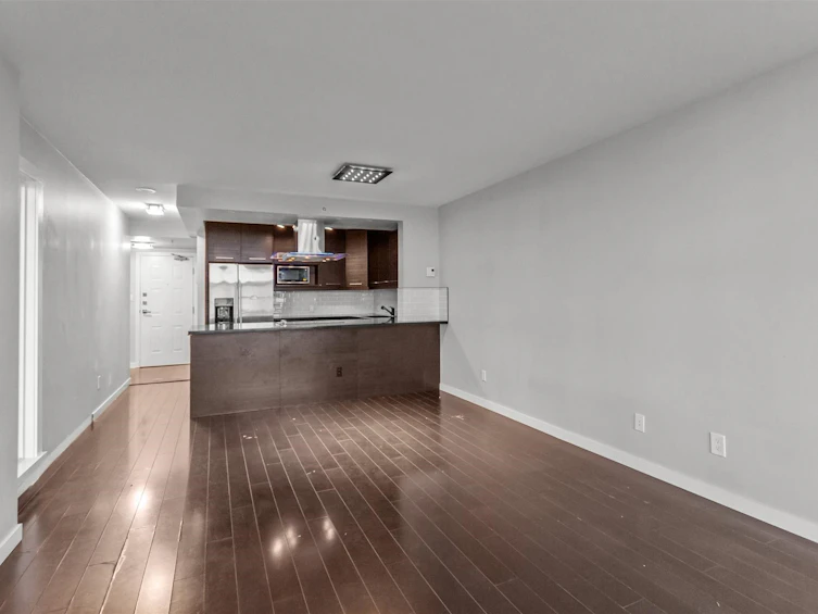 602-2468 E Broadway, Vancouver, BC, V5M 4V1 - 4