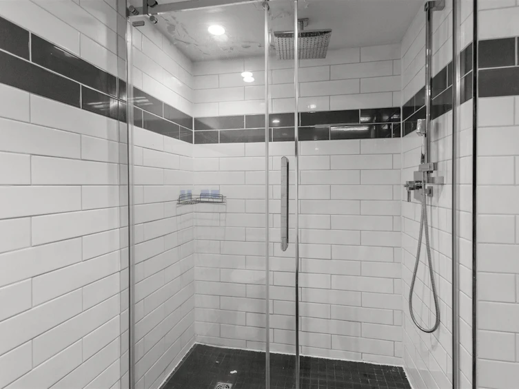 602-2468 E Broadway, Vancouver, BC, V5M 4V1 - 13