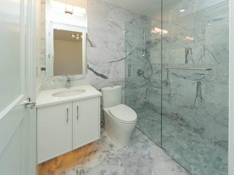 4582 W 14th Avenue, Vancouver, BC, V6R 2Y4 - 18