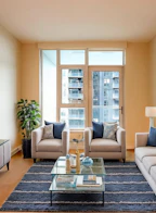 903 4168 Lougheed Highway