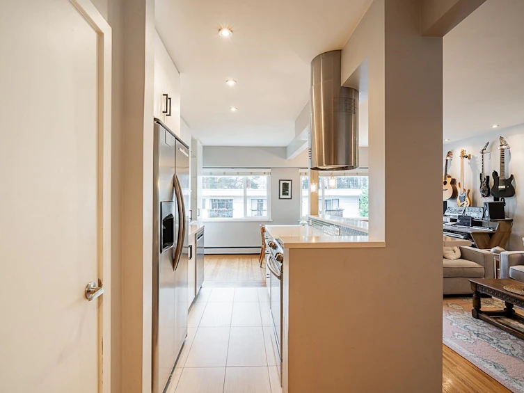 203-1075 W 13 Avenue, Vancouver, BC, V6H 1N1 - 12