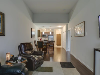 404-2943 Nelson Place - 5