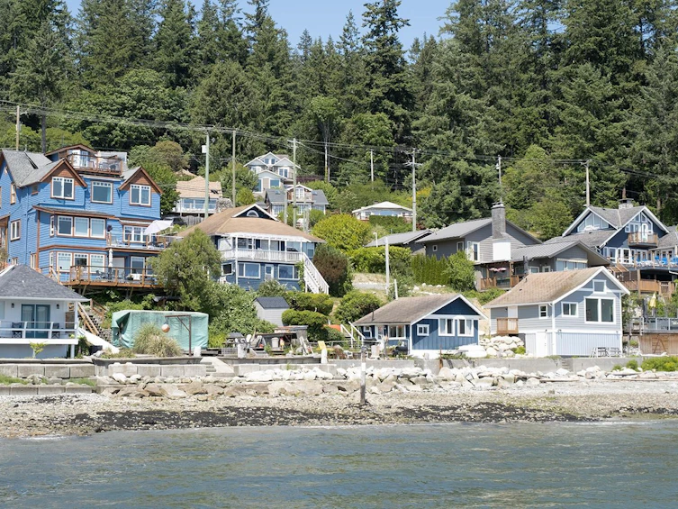 446 Central Avenue, Gibsons, BC, V0N 1V1 - 3