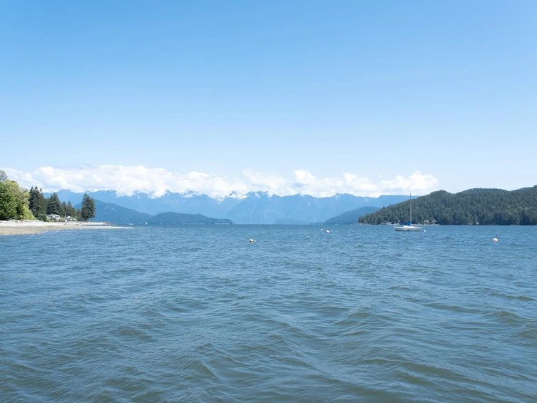 446 Central Avenue, Gibsons, BC, V0N 1V1 - 5