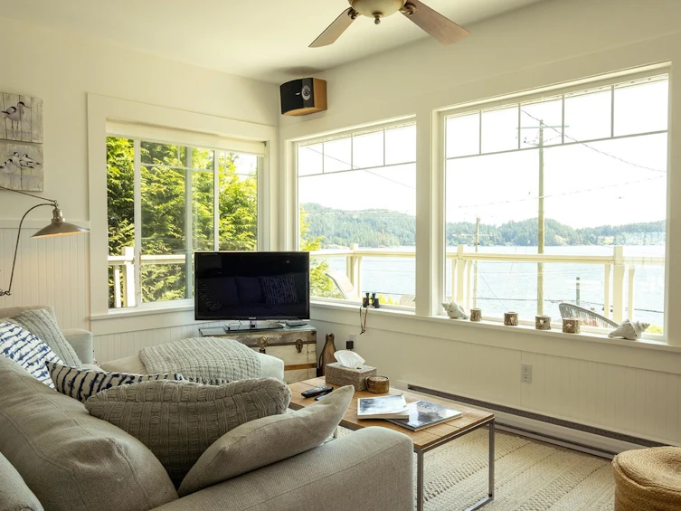 446 Central Avenue, Gibsons, BC, V0N 1V1 - 7